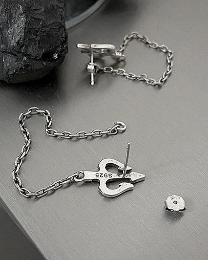 Monora *Poseidon's Trident* Chain Earring