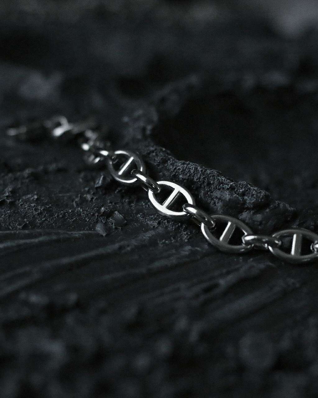 Bracelet Monora Dark Gothic *Sin* en Titane