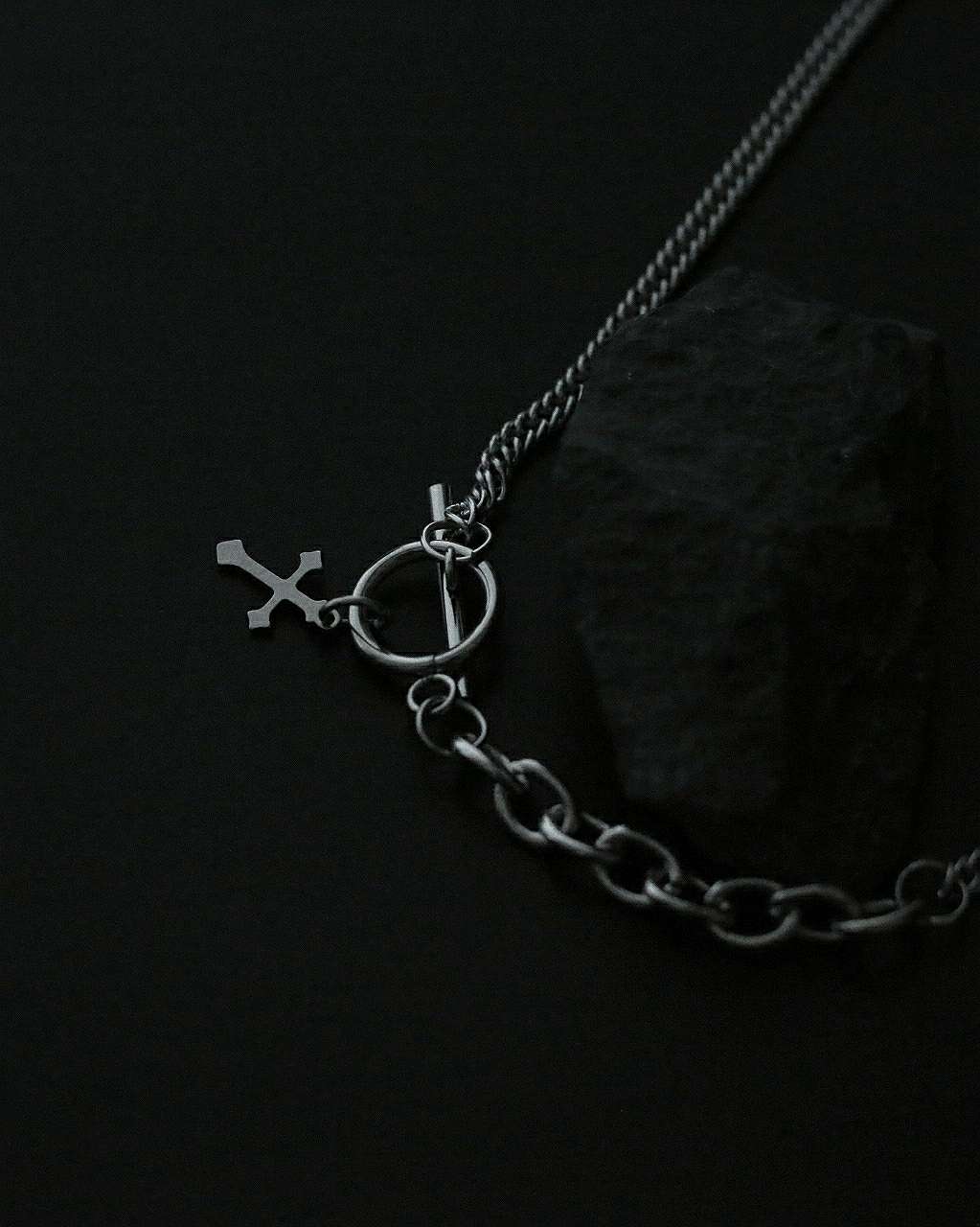 Spirit of the Cross Choker