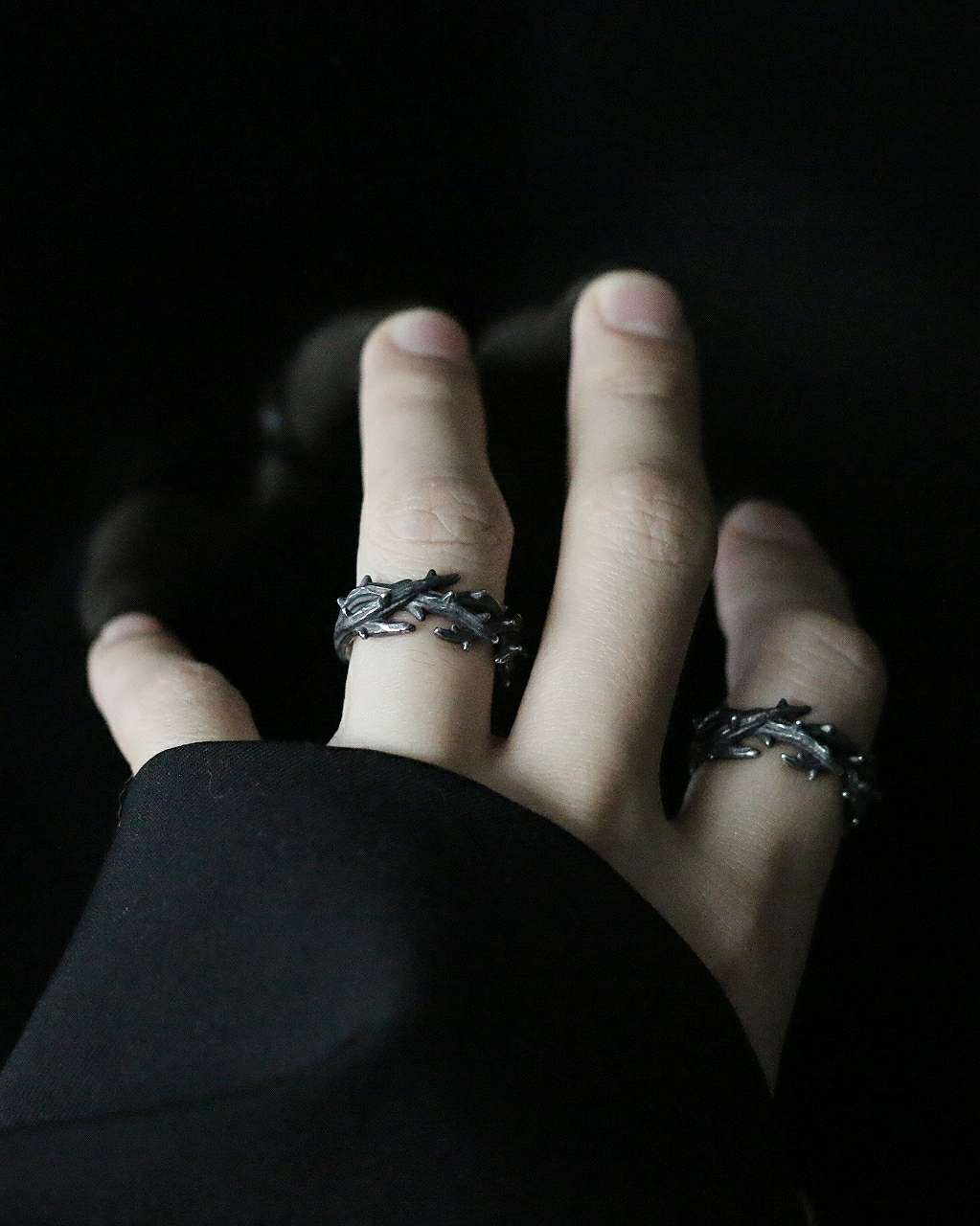 Monora Thorn Trap Stainless Steel Ring