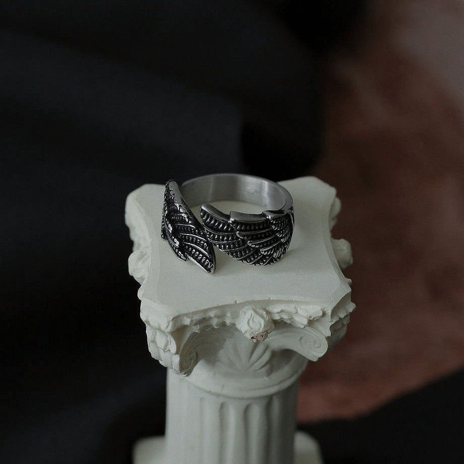 Bague Monora Dark Gothic *Darkness* en Titane