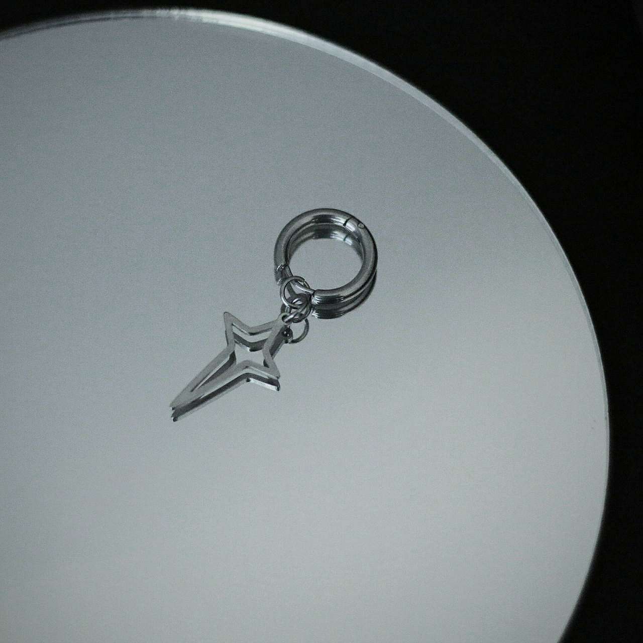 Monora *Starship* Earring - Soar with Starship-Inspired Style