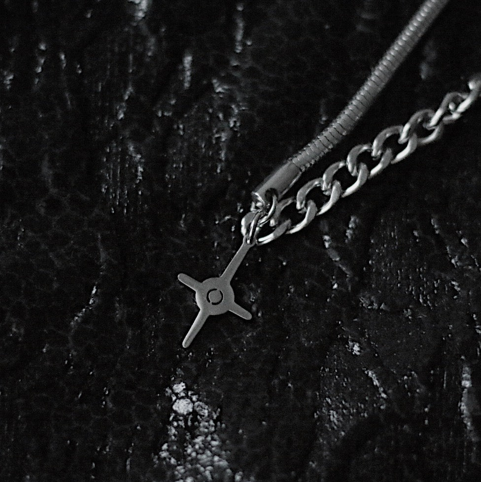 Monora Dark Gothic *Inseparable* Halskette aus Titanstahl