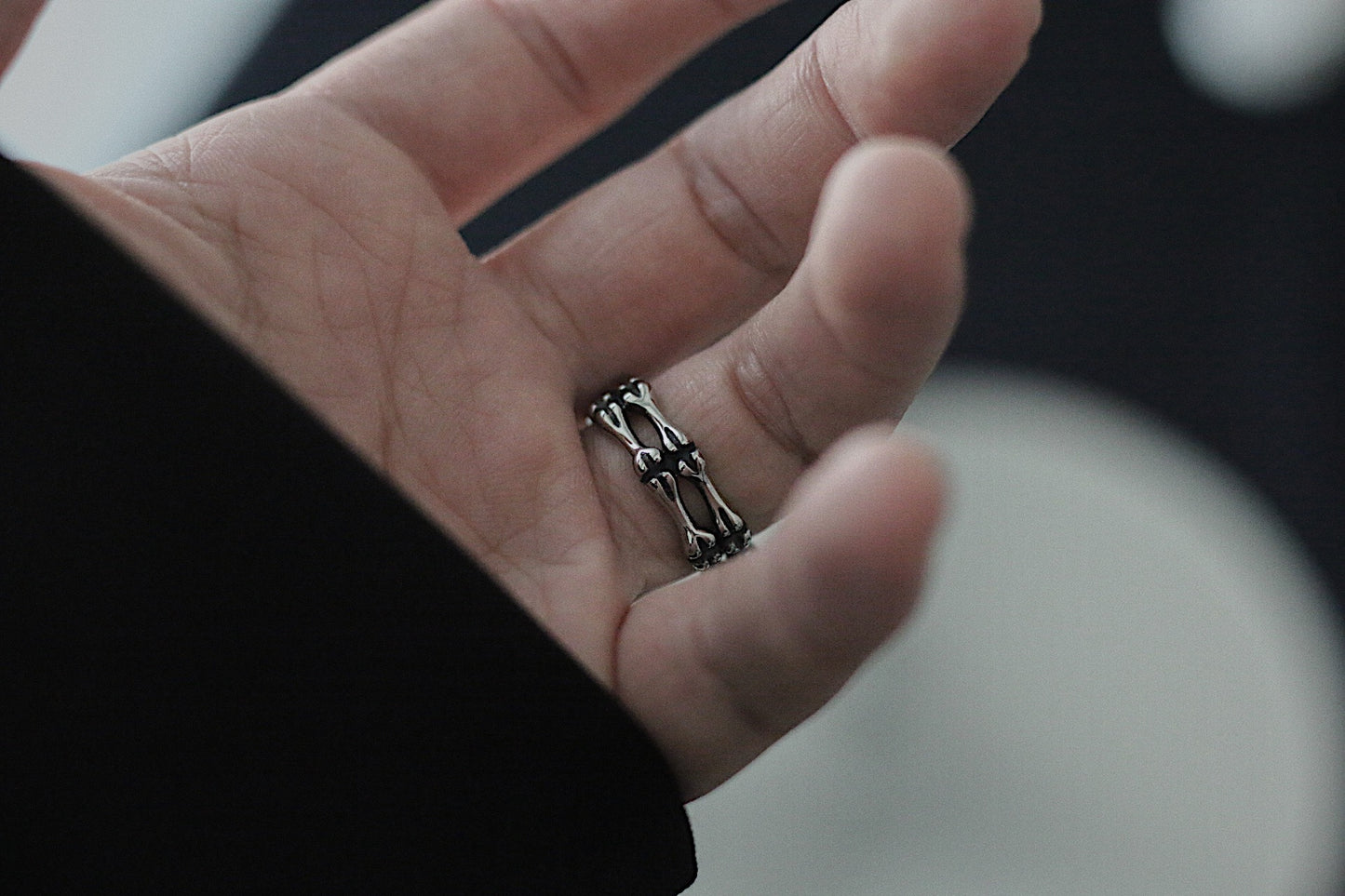 Monora Dark Gothic *Bone* en Titane