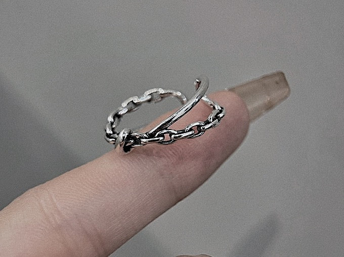 Monora Gothic *Reaktion* Ring in 925 Silber