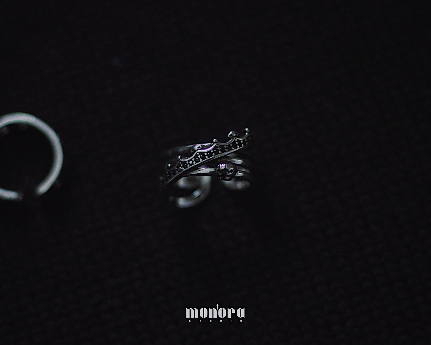 Monora Dark Gothic *Queen Crown* Ring in 925 Silber
