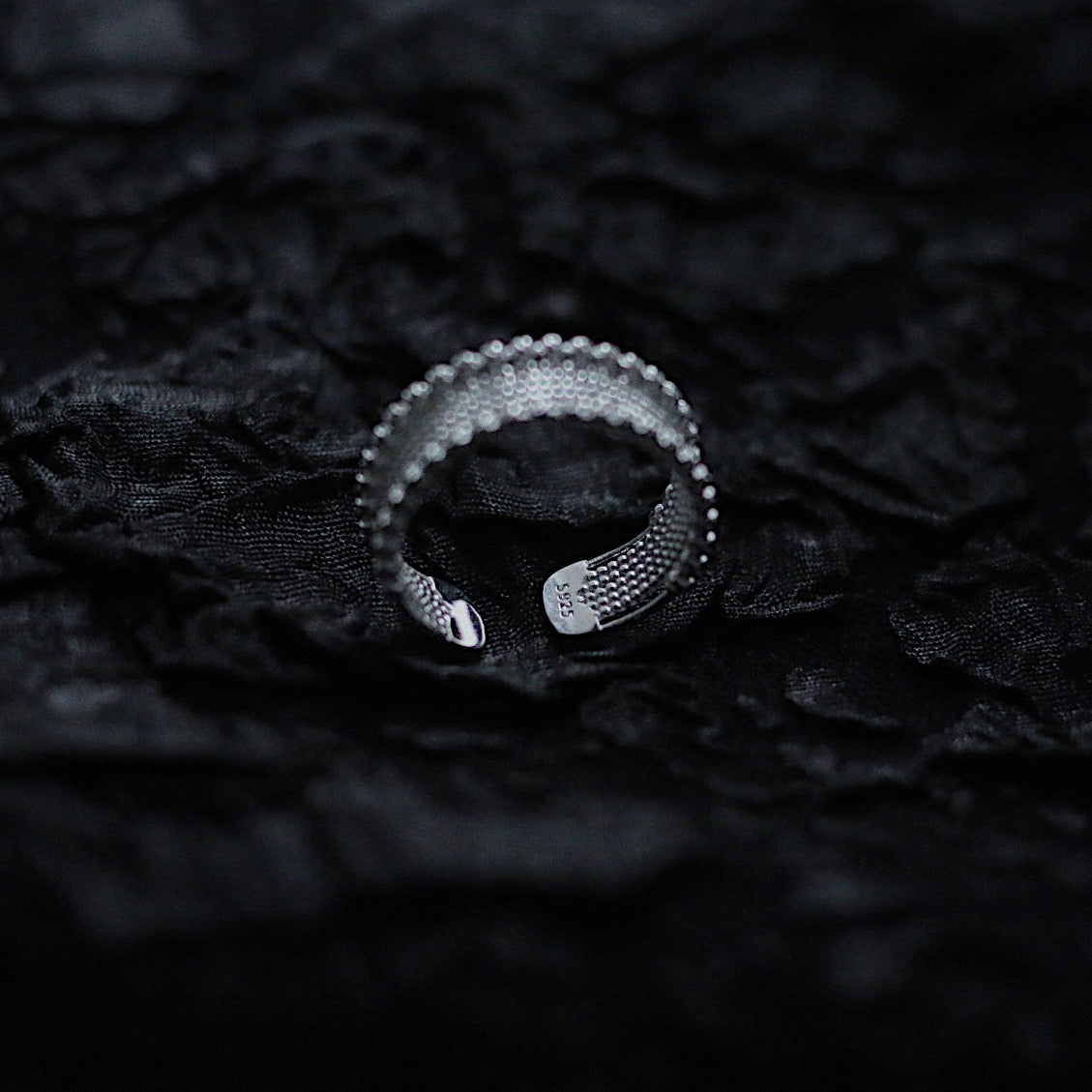 Monora Charming *Lace Wreath* Ring - Exquisite Simplicity