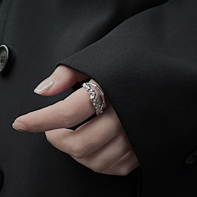 Monora Dark Gothic *Fascinating Bone* Ring in 925 Silver