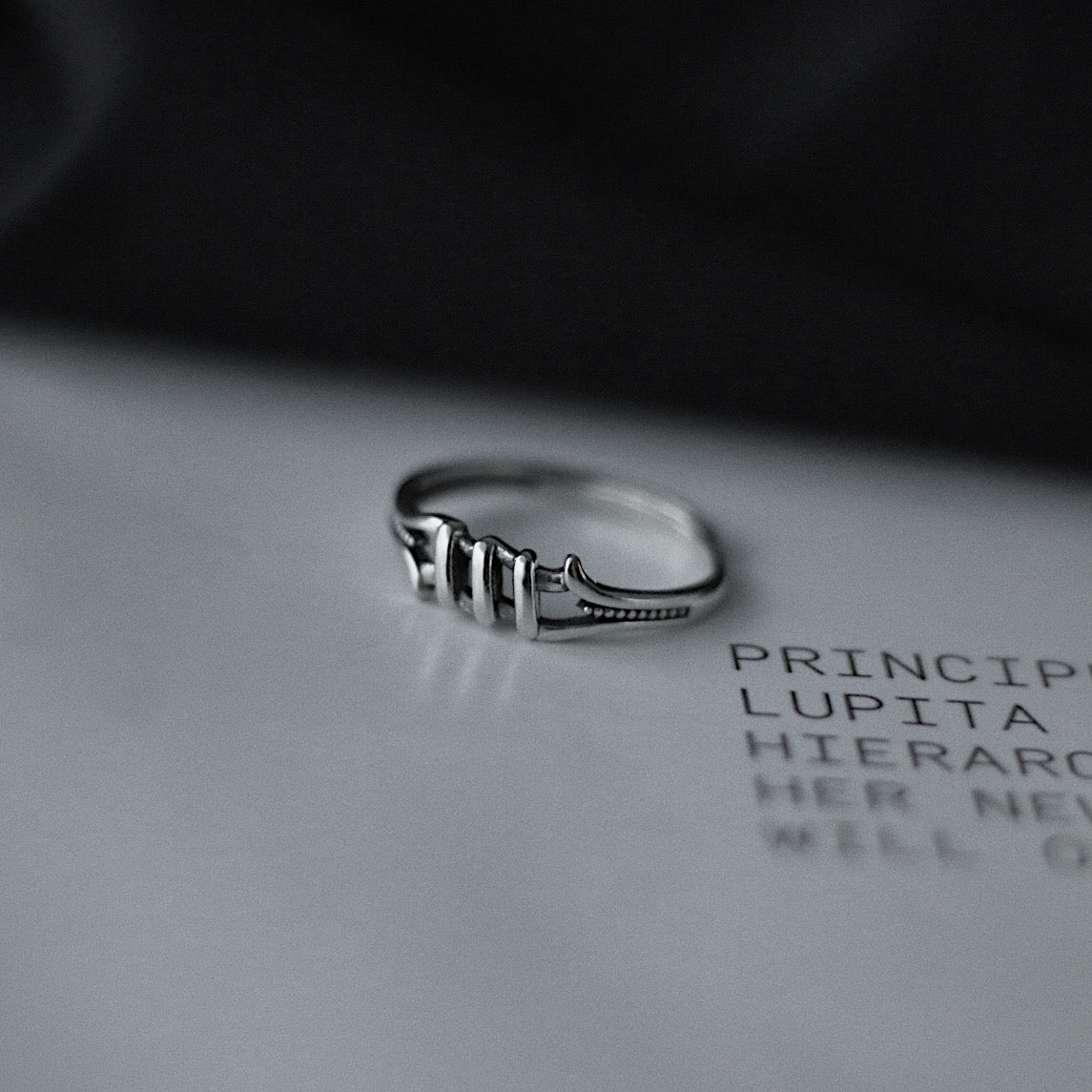 Monora Gothic *End* Ring in 925 Silver