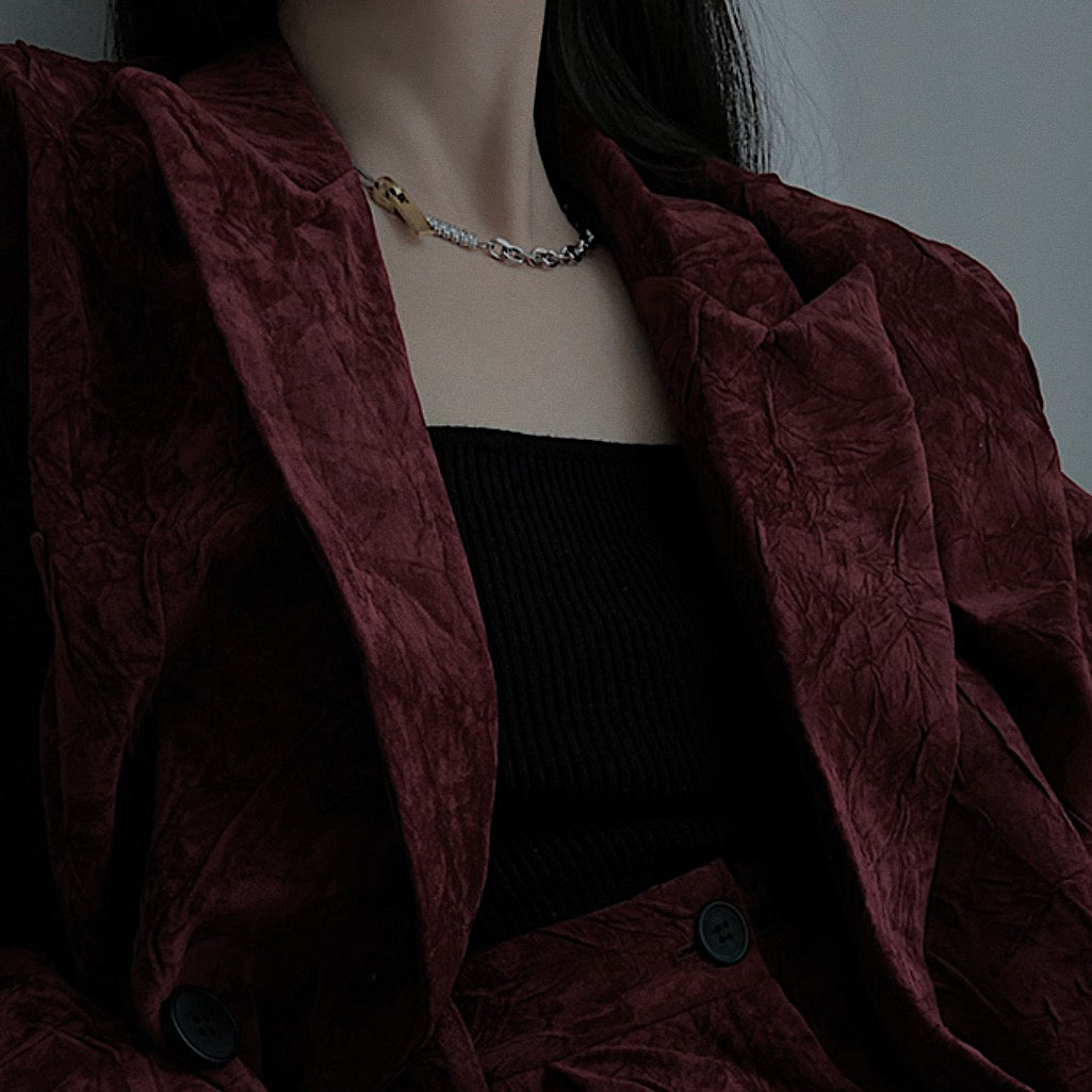 Monora Dark Gothic *Golden Zipper* Necklace