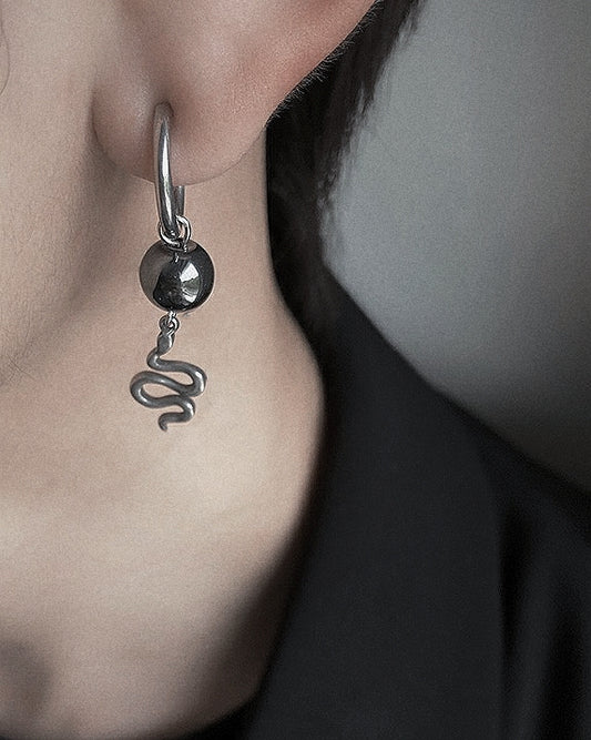 Monora Gothic *Spy* Earring - Serpent's Embrace