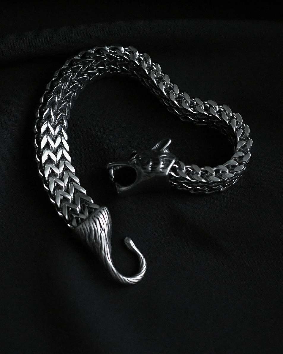 Monora *Tiger Head Tail* Bracelet - The Aura of Dominance