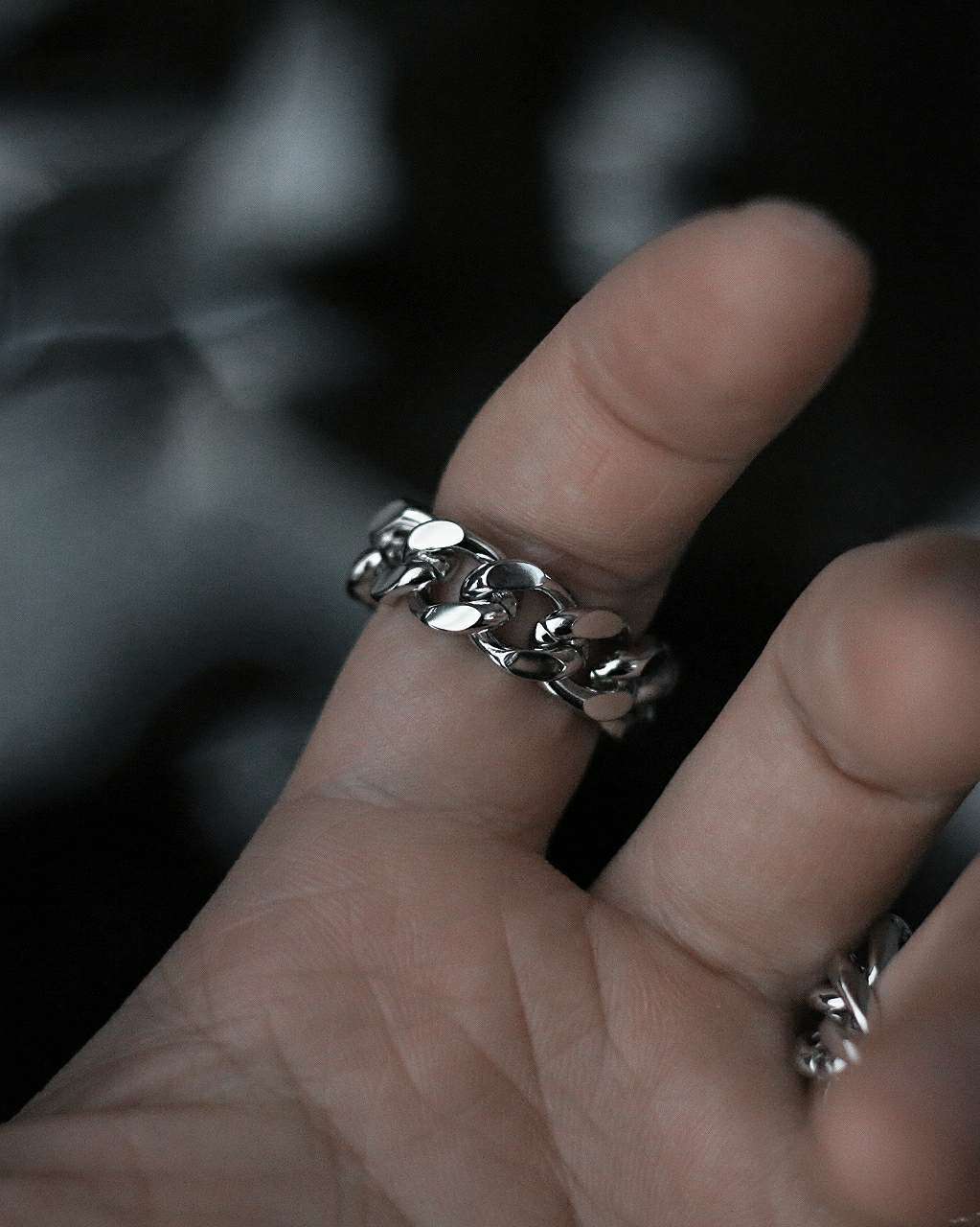 Monora *Silver Symphony* Chain Ring