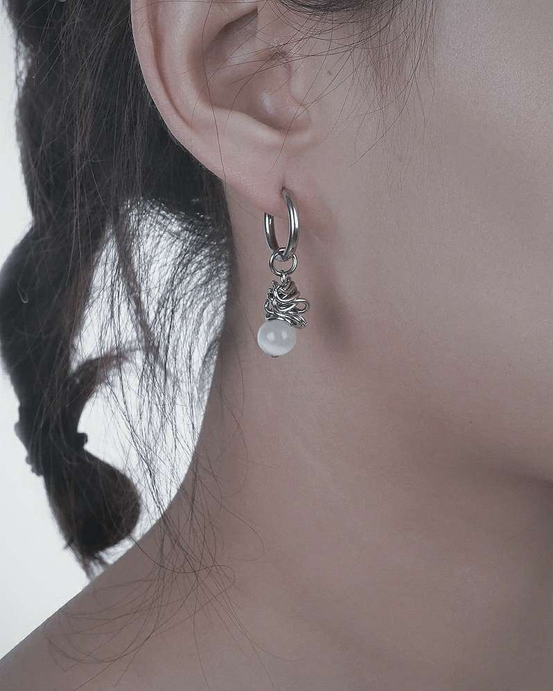 Monora *Chic Contrast* Earring