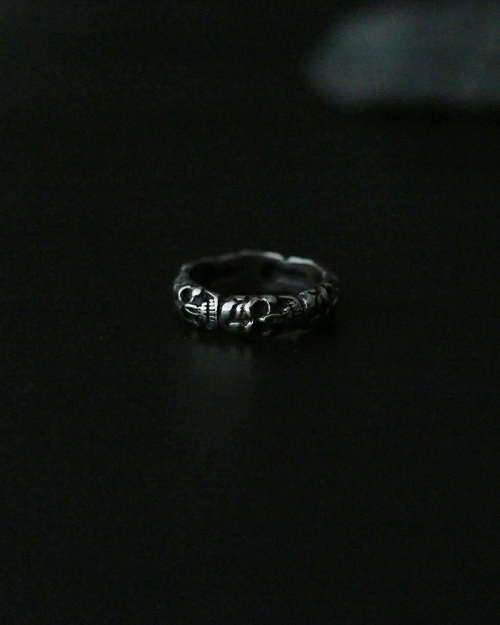 Monora Dark Fashion Spirits Ring