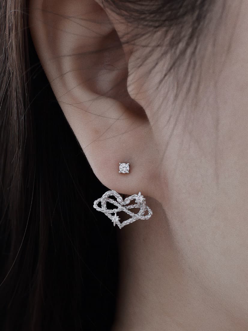 Tangled Hearts 925 Silver Statement Stud