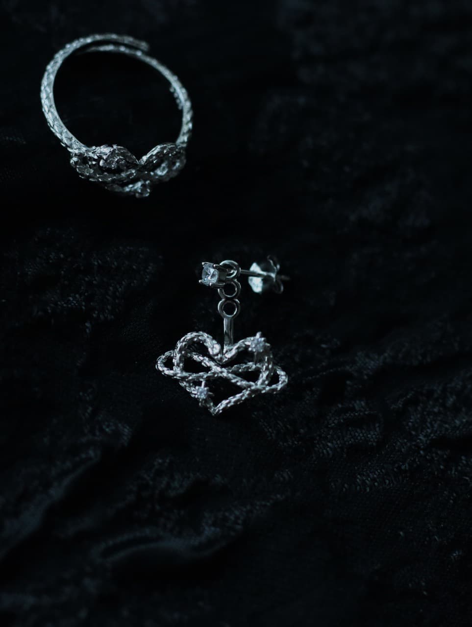 Tangled Hearts 925 Silver Statement Stud