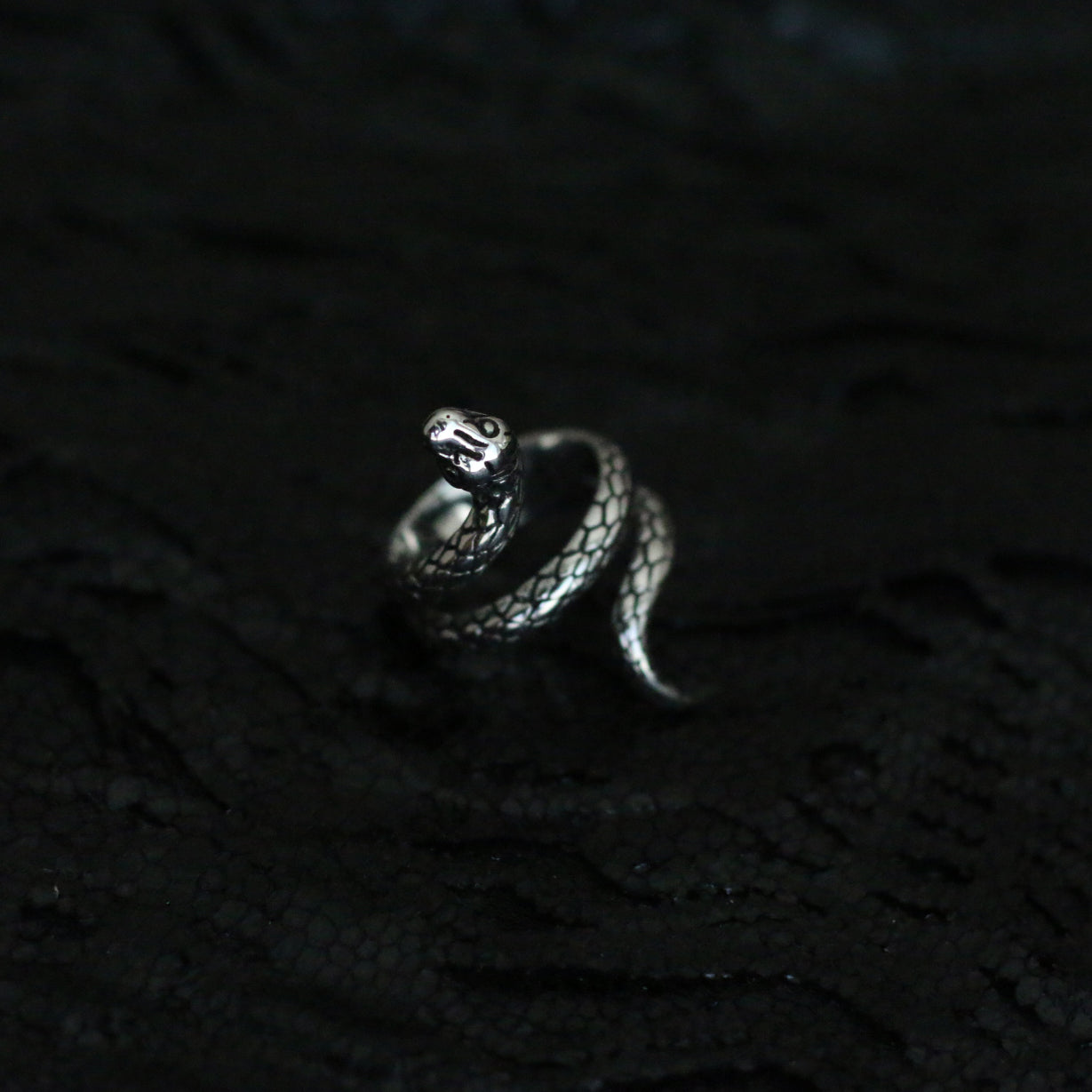 Monora Dark Gothic *Coiled Python Snake* Ring