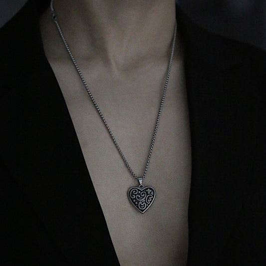 Monora Dark Fashion *Forbidden Fruit* Necklace