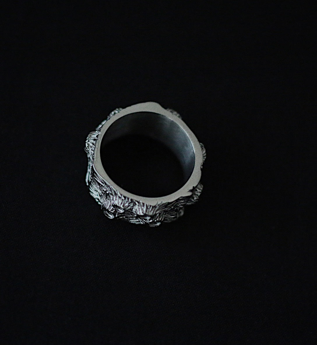 Monora Dark Gothic *Moon Exploration* Ring