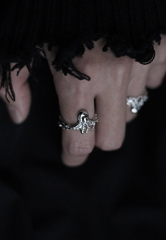 Monora Dark Gothic *Yaarctopus* Ring in 925 Silver