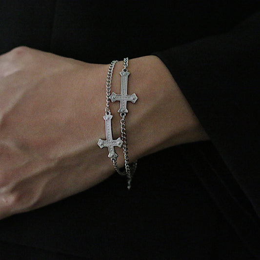 Monora Dark Gothic *Double Cross* Bracelet