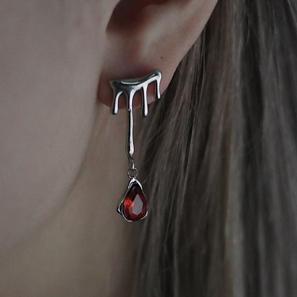 Boucles d'Oreilles Monora Gothic *Spearhead* - 1 Pièce en Titane