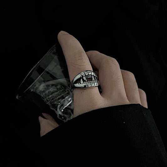 Monora Dark Gothic *Vampire Series 2* Ring