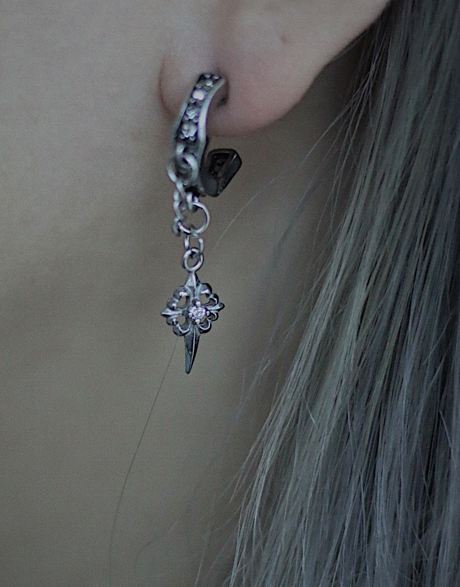 Boucles d'Oreilles Monora Gothic *Spearhead* - 1 Pièce en Titane